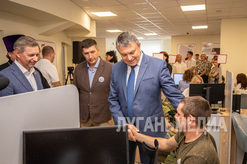 Фонд «Защитники Отечества» в ЛНР переехал в новое здание Фонд «Защитники Отечества» в ЛНР переехал в новое здание