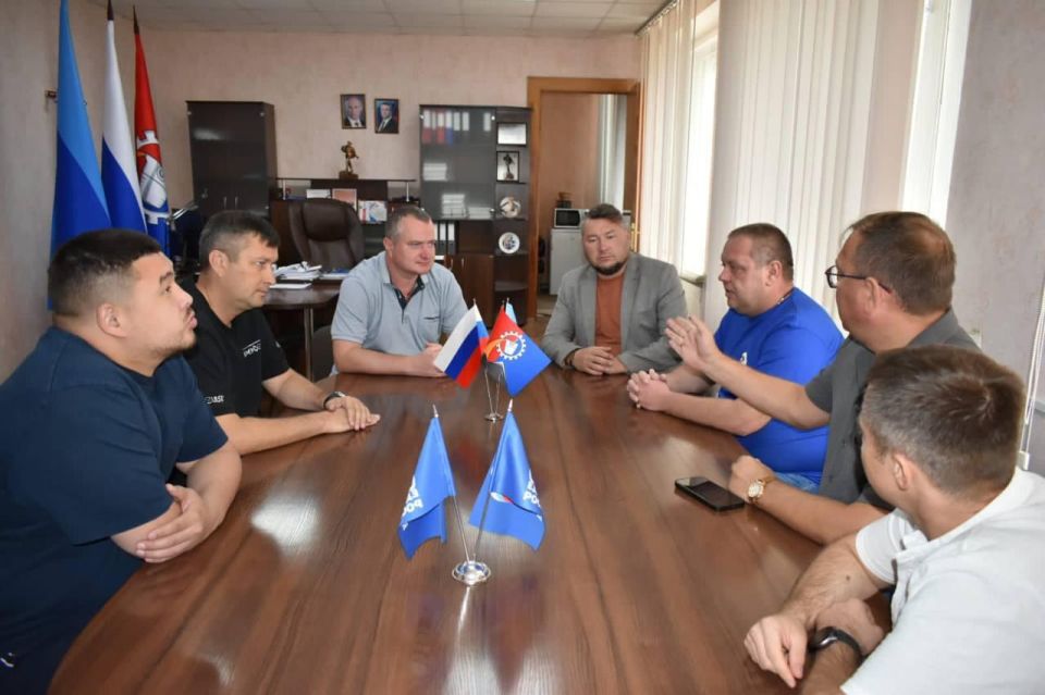Сегодня, 5 сентября, в Луганской Народной Республике мы отмечаем памятную дату – День неизвестного солдата – защитника Луганской Народной Республики Сегодня, 5 сентября, в Луганской Народной Республике мы отмечаем памятную дату – День неизвестного солдата – защитника Луганской Народной Республики