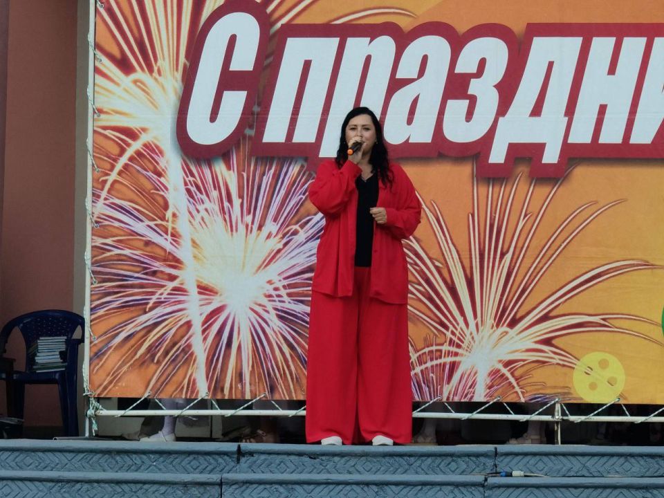 В Культурно-досуговом центре города Алчевска состоялся день открытых дверей В Культурно-досуговом центре города Алчевска состоялся день открытых дверей