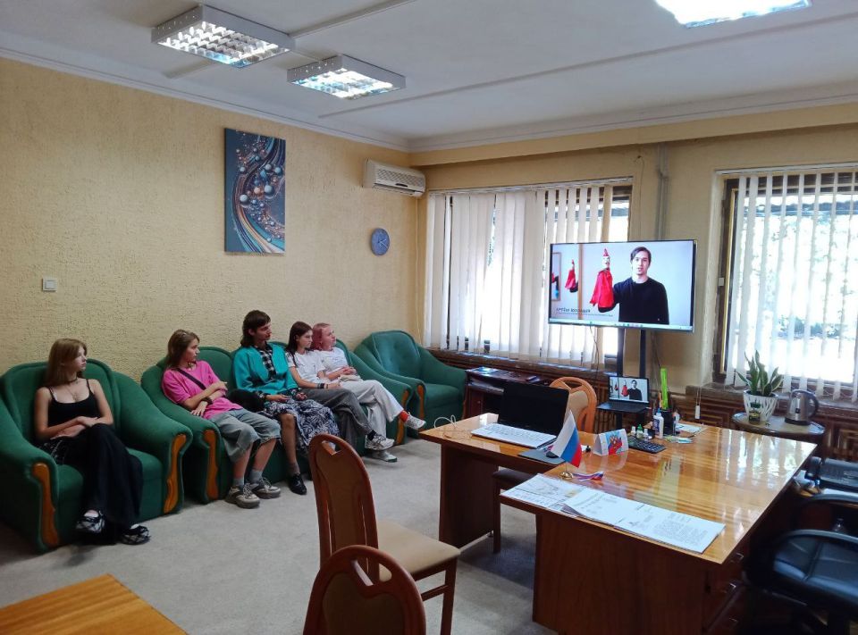 Республика Коми продолжает тесно сотрудничать с Ровеньками не только в отношении городской инфраструктуры, но и в области культуры Республика Коми продолжает тесно сотрудничать с Ровеньками не только в отношении городской инфраструктуры, но и в области культуры