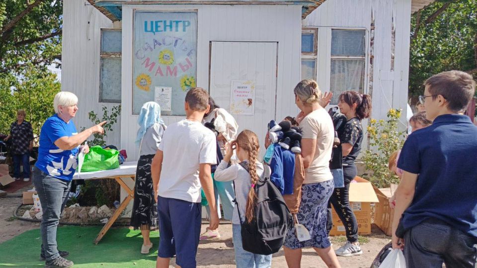 Светлана Гизай: В Центре «Счастье мамы» г.Луганска встретилась с многодетными семьями