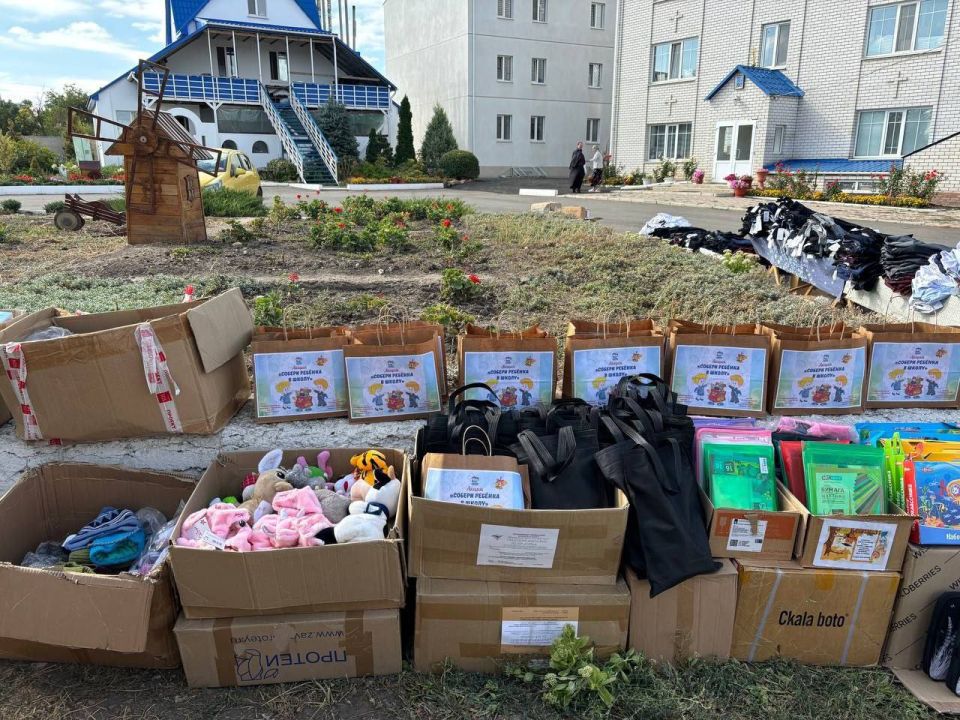 Светлана Гизай: В Центре «Счастье мамы» г.Луганска встретилась с многодетными семьями Светлана Гизай: В Центре «Счастье мамы» г.Луганска встретилась с многодетными семьями