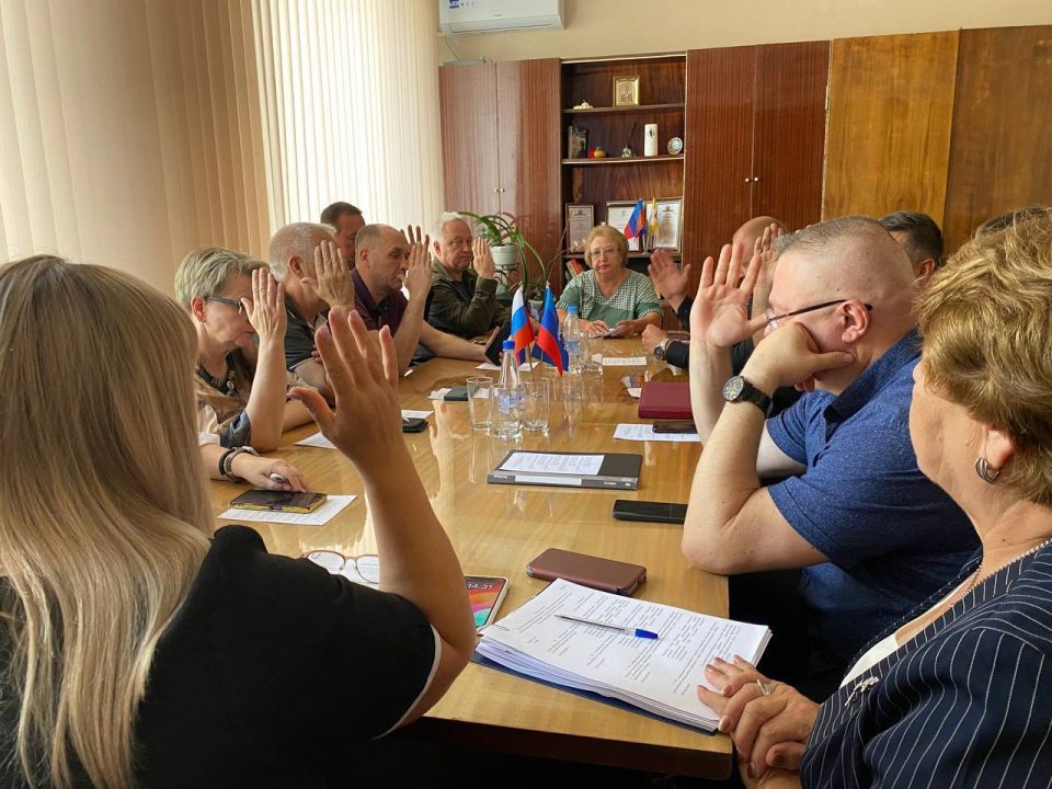 Состоялось XXXII внеочередное заседание Совета муниципального округа муниципальное образование Антрацитовский муниципальный округ Луганской Народной Республики Состоялось XXXII внеочередное заседание Совета муниципального округа муниципальное образование Антрацитовский муниципальный округ Луганской Народной Республики