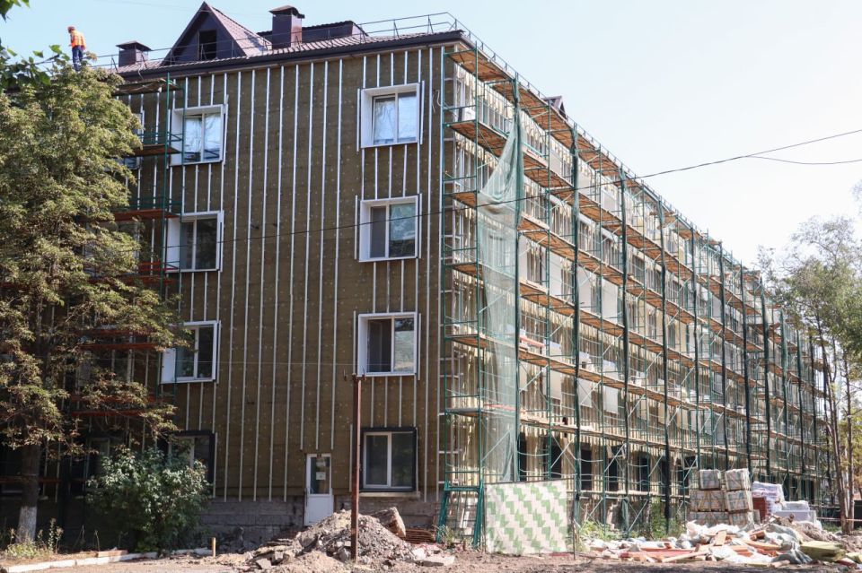 Наталия Пащенко: Сразу в двух лечебных учреждения Луганска проходят капитальный ремонт при помощи шеф-региона г.Москвы Наталия Пащенко: Сразу в двух лечебных учреждения Луганска проходят капитальный ремонт при помощи шеф-региона г.Москвы