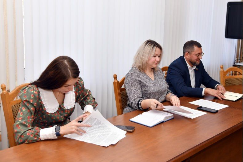 Состоялось заседание постоянной комиссии по бюджетной, финансовой, налоговой и имущественной политике Совета депутатов Состоялось заседание постоянной комиссии по бюджетной, финансовой, налоговой и имущественной политике Совета депутатов