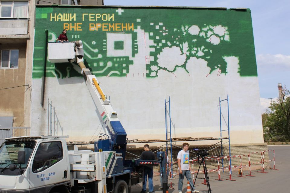 Сергей Козенко: В 2025 году в Тюмени и Краснодоне стартовал проект «Твоя история», приуроченный к Году защитника Отечества Сергей Козенко: В 2025 году в Тюмени и Краснодоне стартовал проект «Твоя история», приуроченный к Году защитника Отечества