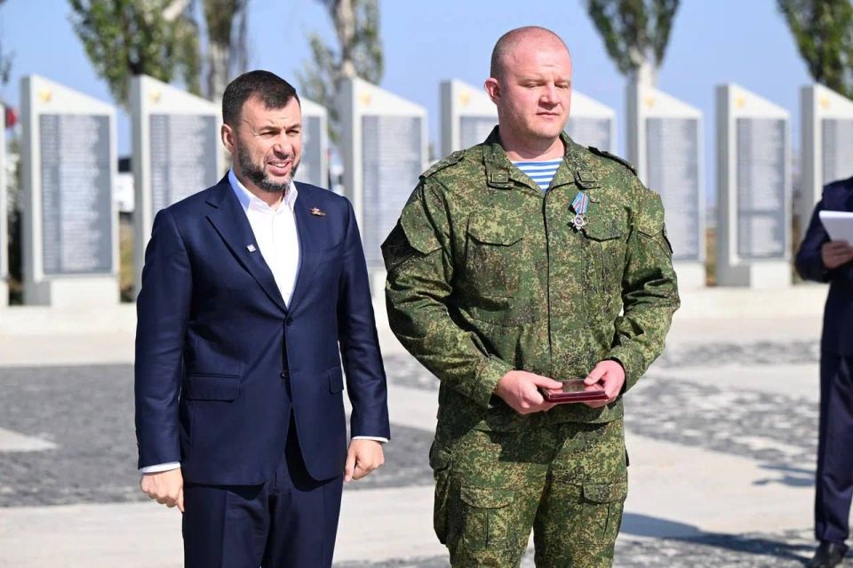 ГОРДОСТЬ ЛДПР: НАГРАДА ЗА СЛУЖБУ И МУЖЕСТВО ГОРДОСТЬ ЛДПР: НАГРАДА ЗА СЛУЖБУ И МУЖЕСТВО