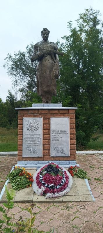 В с. Новороссошь почтили память Неизвестного Солдата: урок мужества и благодарности В с. Новороссошь почтили память Неизвестного Солдата: урок мужества и благодарности