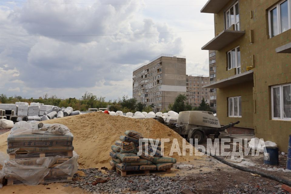 В Свердловске все ближе завершение строительства девятиэтажного ипотечного дома – ЖК «Красноярский» В Свердловске все ближе завершение строительства девятиэтажного ипотечного дома – ЖК «Красноярский»
