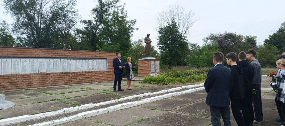 В с. Новороссошь почтили память Неизвестного Солдата: урок мужества и благодарности В с. Новороссошь почтили память Неизвестного Солдата: урок мужества и благодарности