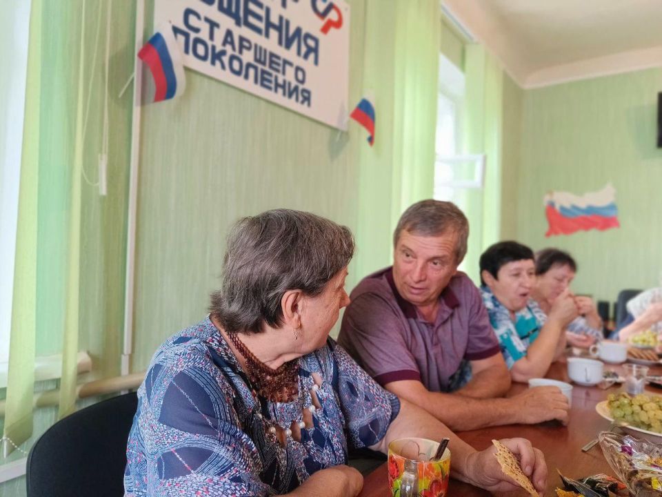 Меловской центр общения Соцфонда России по ЛНР выбрал актив и наметил план событий Меловской центр общения Соцфонда России по ЛНР выбрал актив и наметил план событий