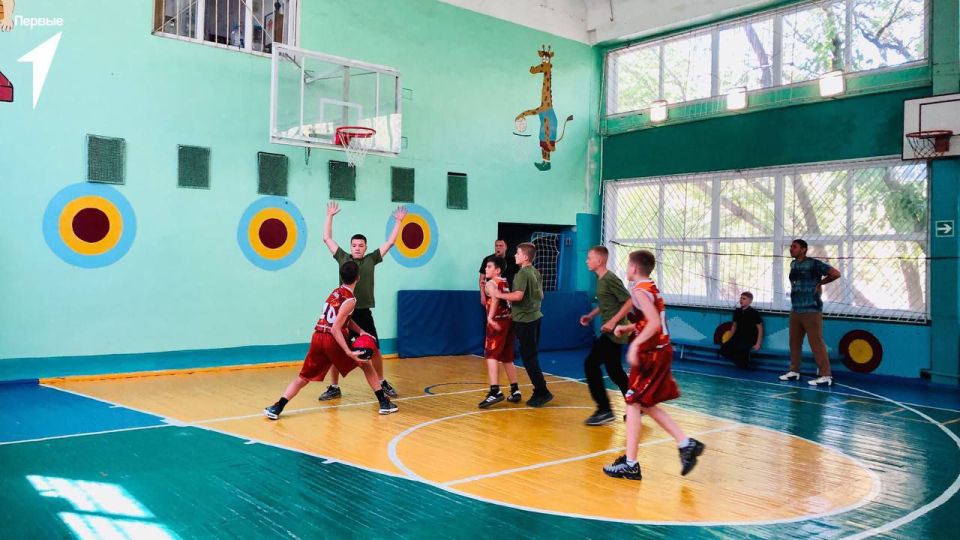 В Ровеньках стартовал муниципальный этап цикла спортивных мероприятий «Будь Первым!» в младшей категории В Ровеньках стартовал муниципальный этап цикла спортивных мероприятий «Будь Первым!» в младшей категории
