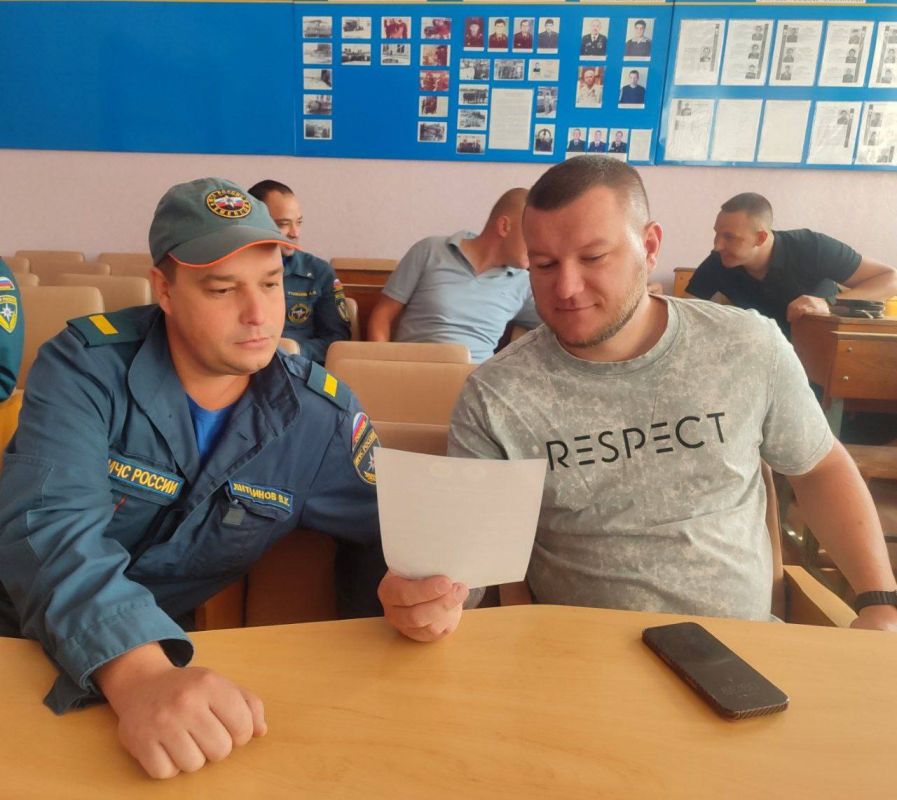 Скорость помощи и безопасность пути: автоинспекторы и пожарные обсудили, как совместить главное Скорость помощи и безопасность пути: автоинспекторы и пожарные обсудили, как совместить главное