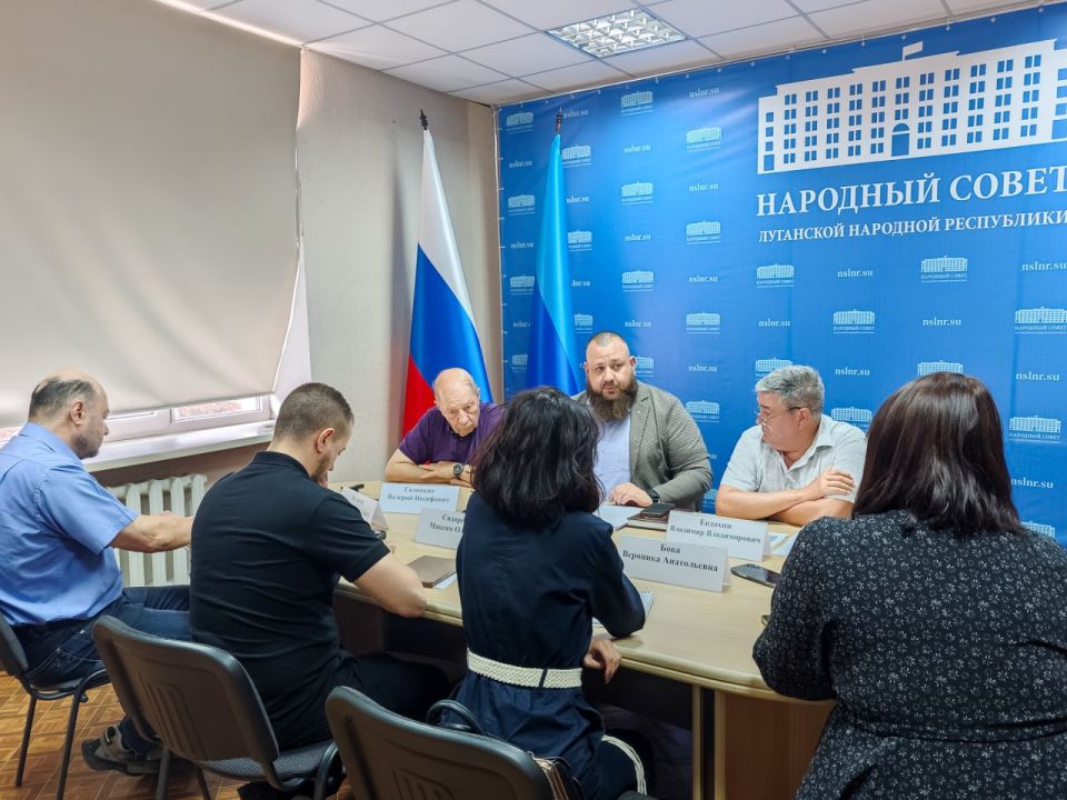 Вопросы организации медицинской помощи на отдаленных территориях города Луганска обсудили в Социальном комитете Вопросы организации медицинской помощи на отдаленных территориях города Луганска обсудили в Социальном комитете