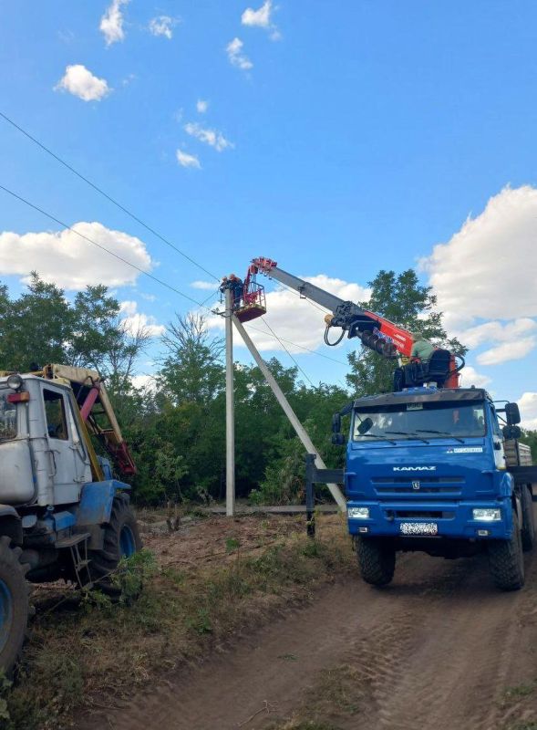 Специалисты «Луганскэнерго» повысили надежность электроснабжения потребителей Белокуракинского района Специалисты «Луганскэнерго» повысили надежность электроснабжения потребителей Белокуракинского района