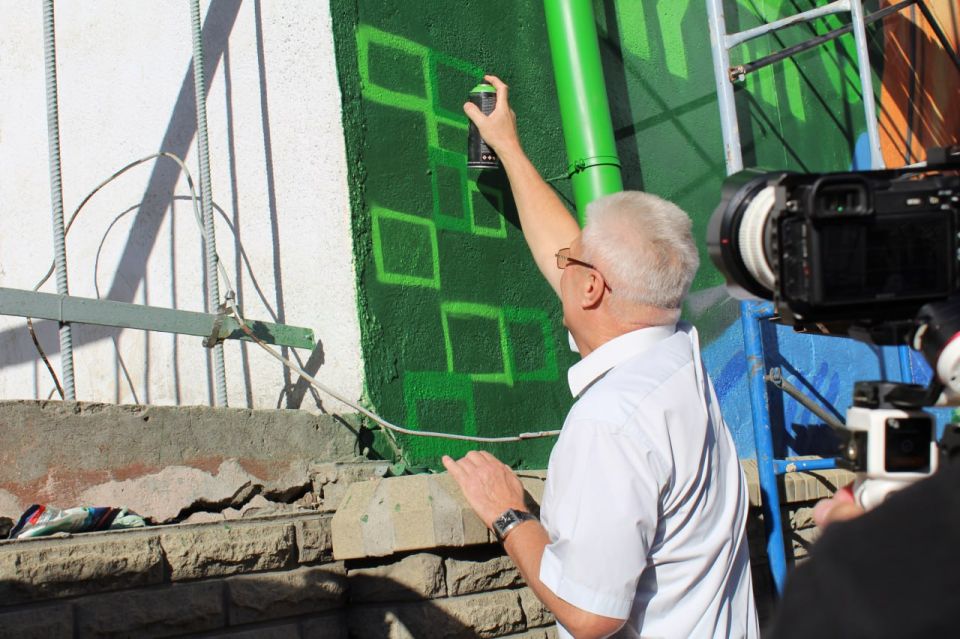 Сергей Козенко: Сегодня принял участие в открытии арт-лаборатории проекта «Твоя история», посвященной Году защитника Отечества Сергей Козенко: Сегодня принял участие в открытии арт-лаборатории проекта «Твоя история», посвященной Году защитника Отечества