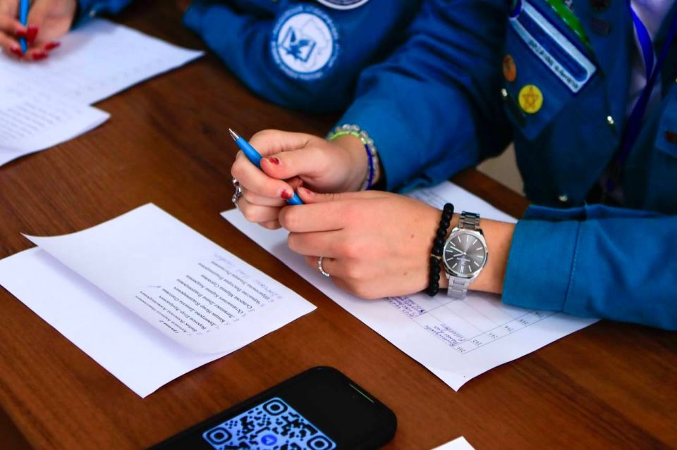 ������� ������� �������� ������ �� 10 ��������� ���������� ���������