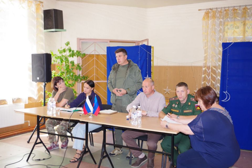 ������ ����������: ������� � ������� ������ ������� ������� � ������������� ������� ����� ���������� ��������� � ���, ��������� ��� ��������� �������, � �������������� �� ������ �������� � ��� ����� �������