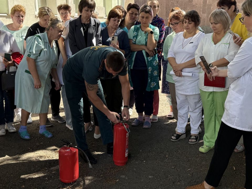 Для сотрудников ответственных за пожарную безопасность, ГБУЗ «Свердловской центральной городской больницы» была проведена лекция на тему: Для сотрудников ответственных за пожарную безопасность, ГБУЗ «Свердловской центральной городской больницы» была проведена лекция на тему: