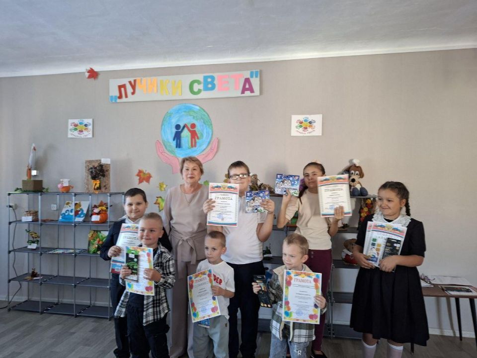 Андрей Рубанцов: Чествование победителей выставки-конкурса работ детей с ОВЗ «Лучики света» состоялось в Ровеньках Андрей Рубанцов: Чествование победителей выставки-конкурса работ детей с ОВЗ «Лучики света» состоялось в Ровеньках