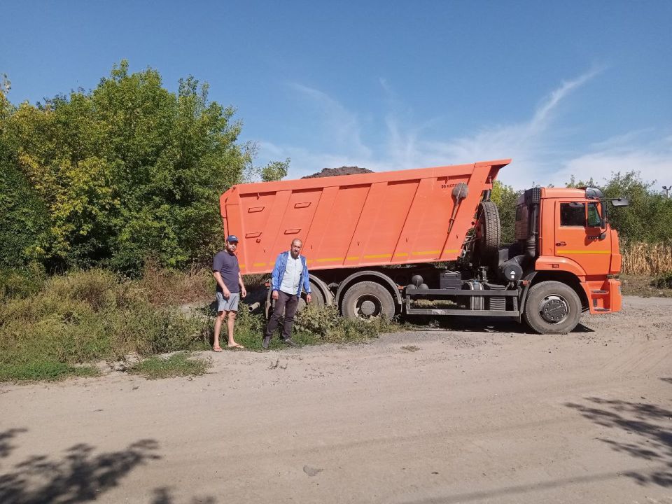Муниципальный депутат городского Совета от партии «Единая Россия» Александр Сосна, закрепленный за поселком Волчеяровка, относящегося к муниципальному округу город Лисичанск Луганской Народной Республики, провел встречу с ...