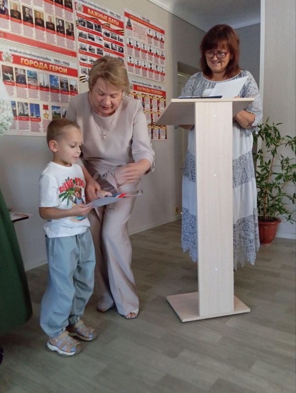 Андрей Рубанцов: Чествование победителей выставки-конкурса работ детей с ОВЗ «Лучики света» состоялось в Ровеньках Андрей Рубанцов: Чествование победителей выставки-конкурса работ детей с ОВЗ «Лучики света» состоялось в Ровеньках