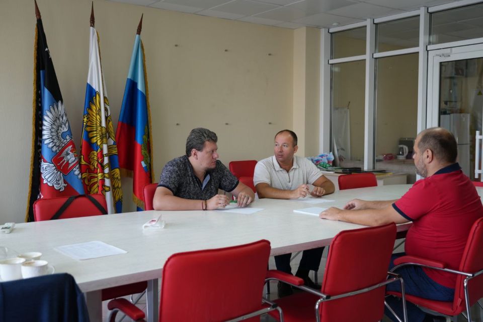 ������� ������������ ������ ��� � ��������������� ���������� ����