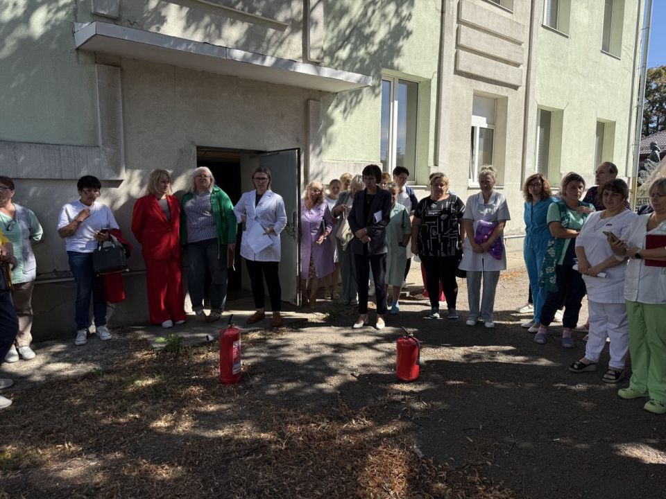 Для сотрудников ответственных за пожарную безопасность, ГБУЗ «Свердловской центральной городской больницы» была проведена лекция на тему: Для сотрудников ответственных за пожарную безопасность, ГБУЗ «Свердловской центральной городской больницы» была проведена лекция на тему: