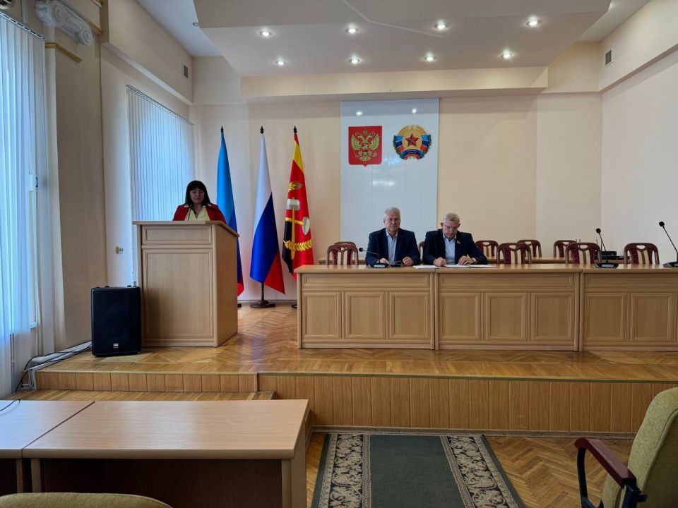 Сергей Козенко: Сегодня принял участие в XXXIХ заседании Совета Краснодонского муниципального округа Сергей Козенко: Сегодня принял участие в XXXIХ заседании Совета Краснодонского муниципального округа