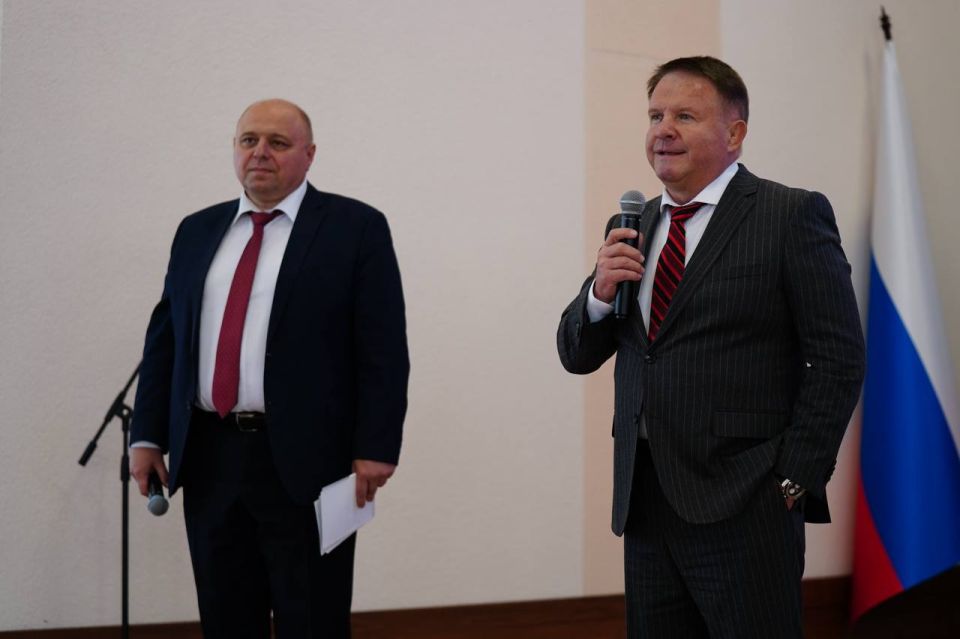 А что рассказали про историю и проекты нашей Республики? А что рассказали про историю и проекты нашей Республики?