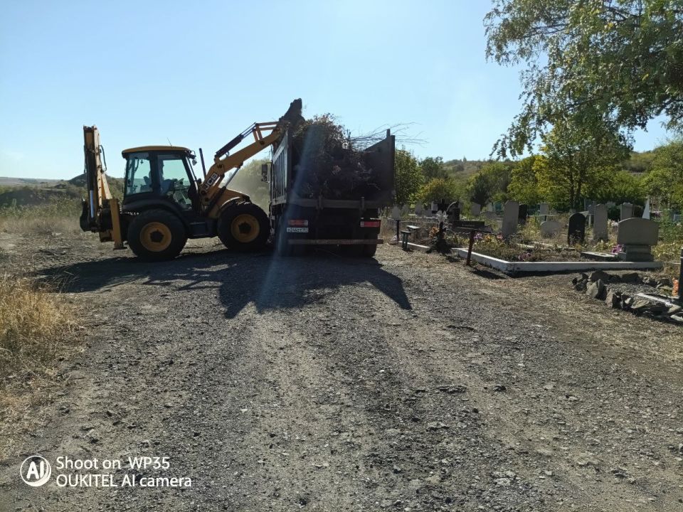 На территории отдела по ОЖД Бугаевка провели уборку несанкционированных свалок На территории отдела по ОЖД Бугаевка провели уборку несанкционированных свалок