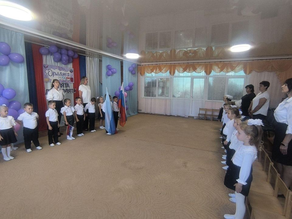 Сегодня в Ясеновском детском саду «Родничок» состоялась торжественная церемония посвящения в Орлята-дошколята Сегодня в Ясеновском детском саду «Родничок» состоялась торжественная церемония посвящения в Орлята-дошколята