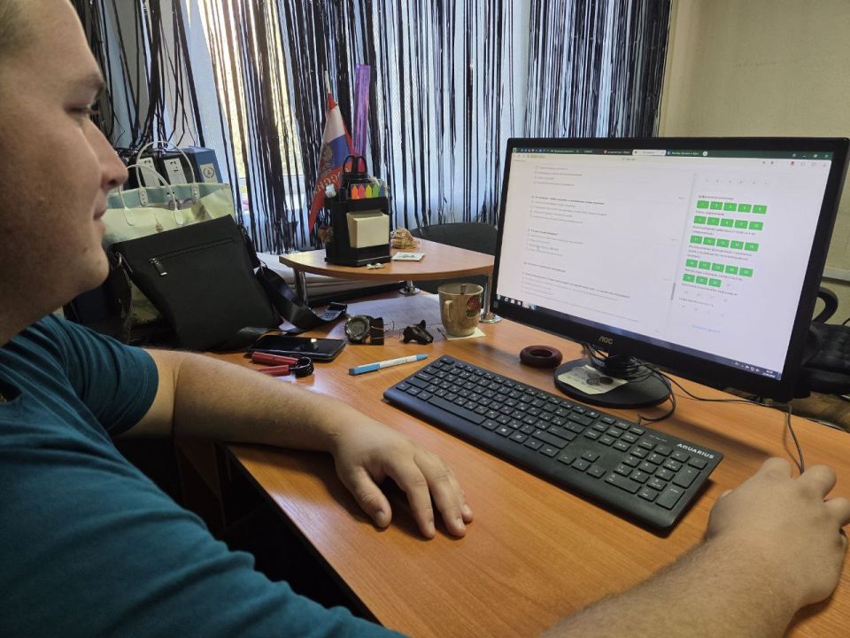 Минцифры ЛНР: Сотрудники в ИТ-диктанте Минцифры ЛНР: Сотрудники в ИТ-диктанте