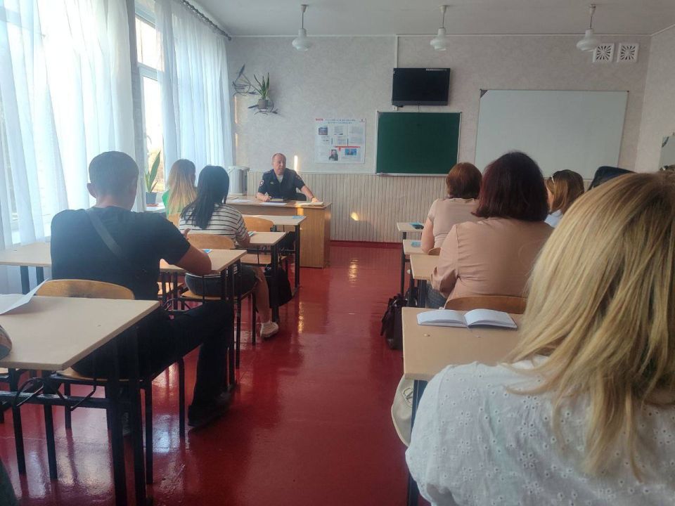 Цена опасного подарка: Алчевские полицейские просят родителей не покупать детям скутеры и мотоциклы