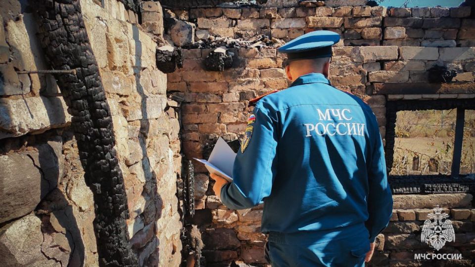 За сутки в ЛНР потушили 32 пожара