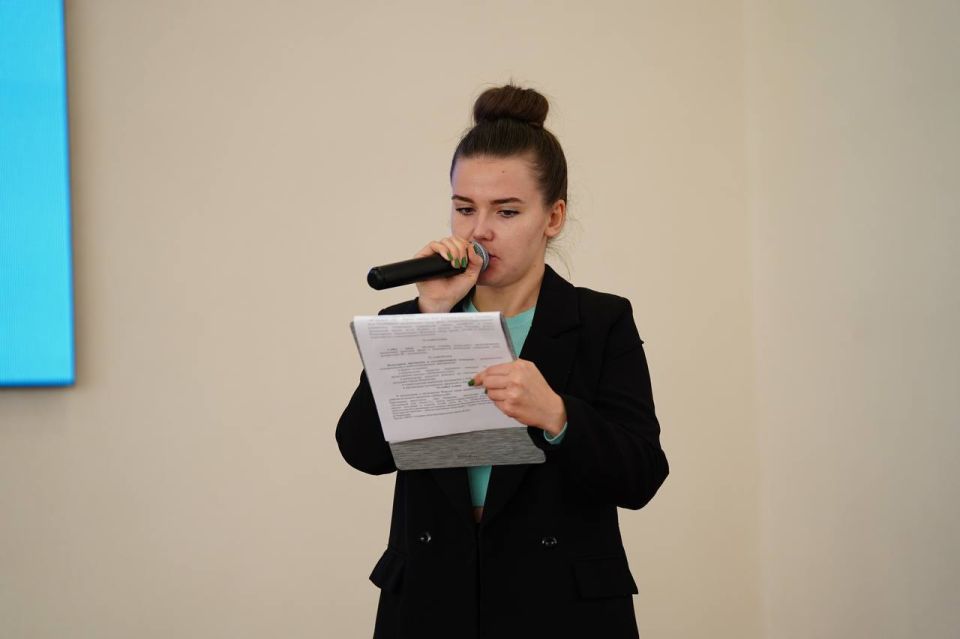 Труд – оружие победы, труд – дорога в будущее Труд – оружие победы, труд – дорога в будущее
