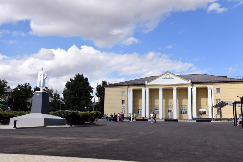 В Червонопартизанске открыли обновлённую площадь Ленина! В Червонопартизанске открыли обновлённую площадь Ленина!