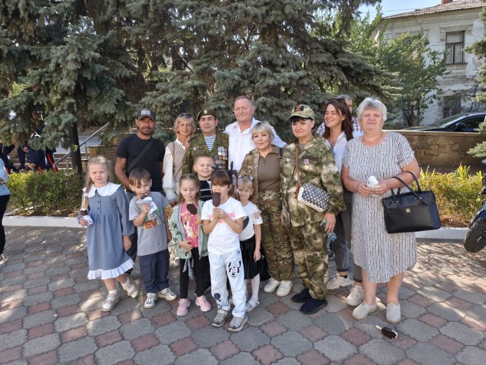 Комитет семей воинов отечества ЛНР поздравляет Луганск с днем рождения! Комитет семей воинов отечества ЛНР поздравляет Луганск с днем рождения!