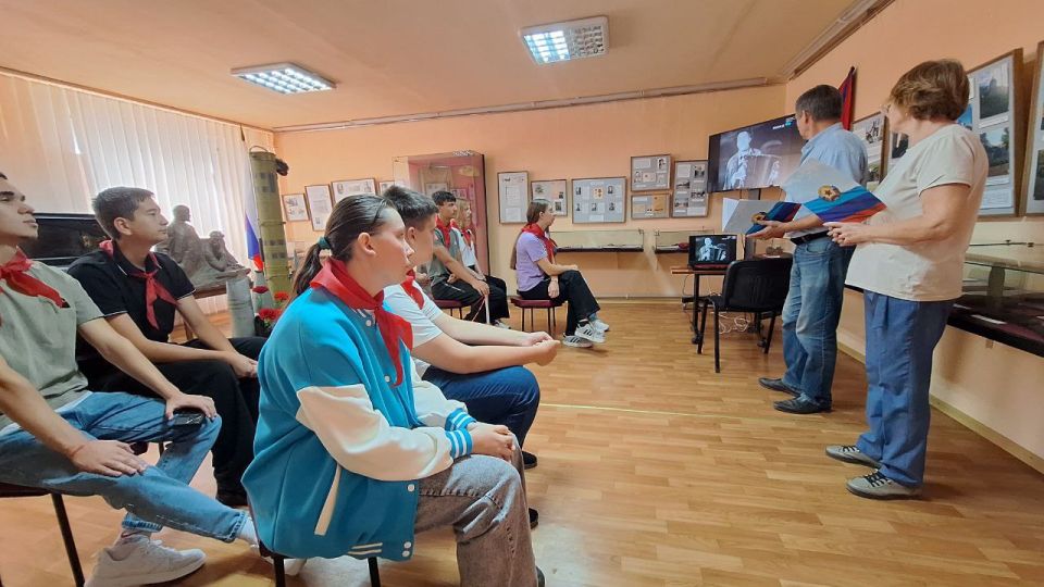 В селе Пархоменко школьники приняли участие в цикле памятных мероприятий В селе Пархоменко школьники приняли участие в цикле памятных мероприятий