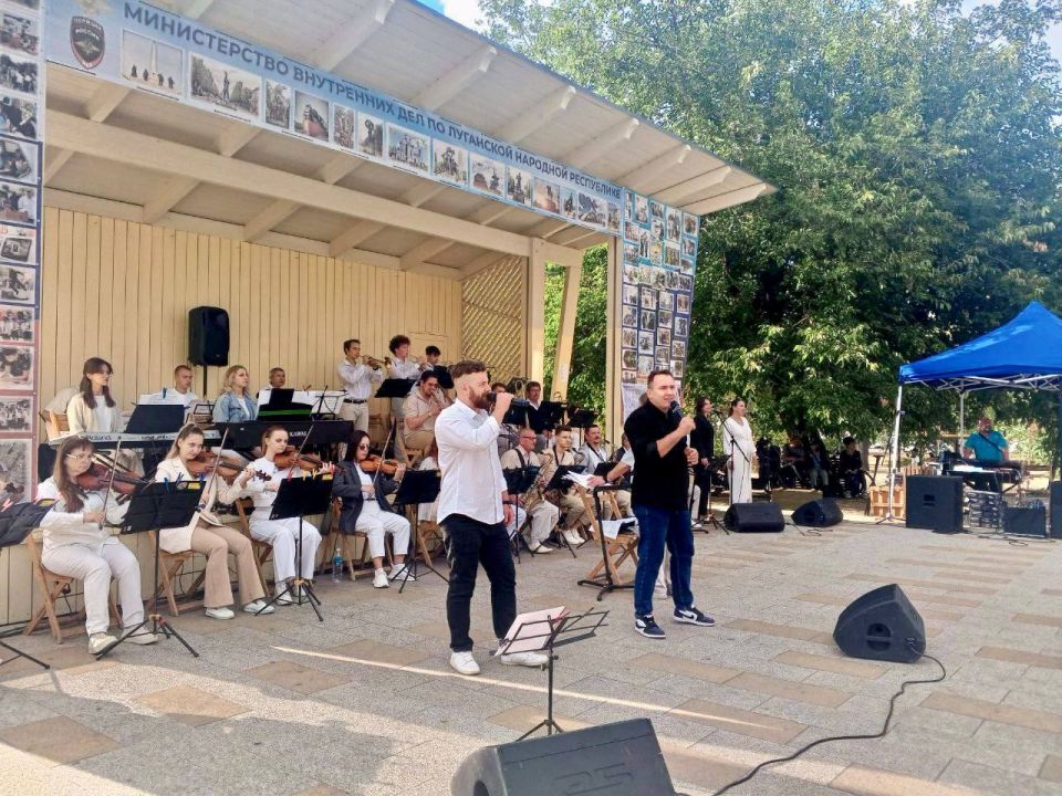 ����� ��������� ������ � ����� ������ �������� ����� ����������� ������� � ������ ����� ������ �������� �������, ����������� 230-����� ��������� ��������