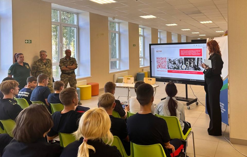 Конкурс «Связующая нить» презентовали в Луганске Конкурс «Связующая нить» презентовали в Луганске