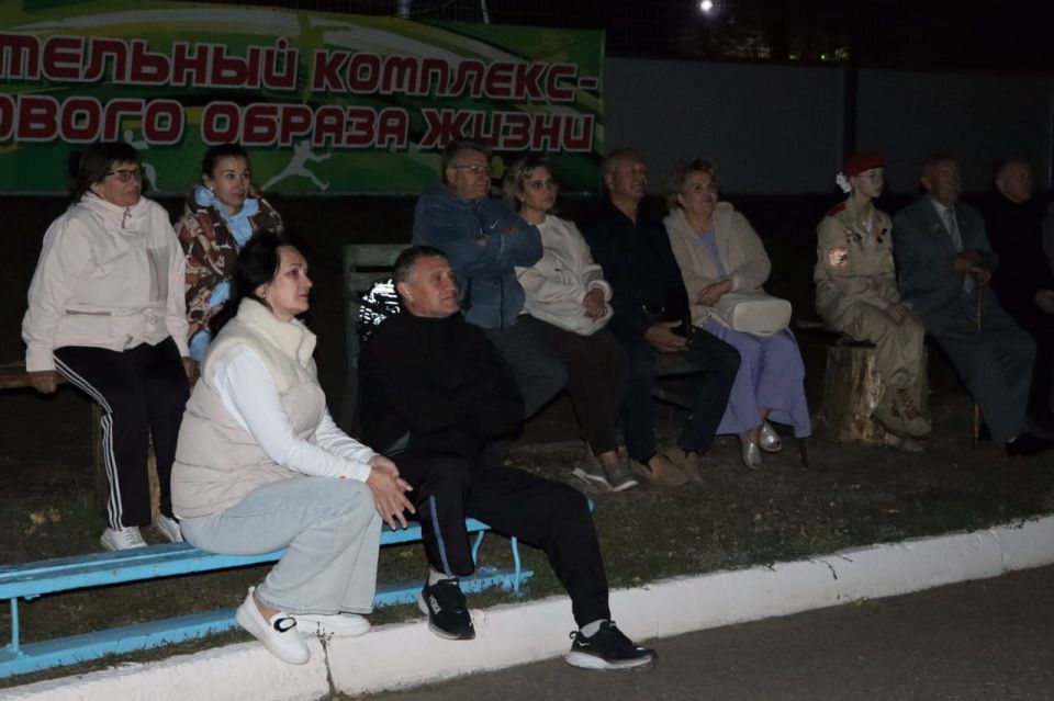 Константин Бутримов: Кино под открытым небом в Стаханове Константин Бутримов: Кино под открытым небом в Стаханове