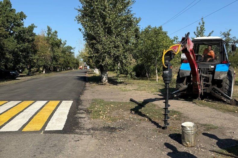 ОБЗОР ПРЕССЫ. «ВОСТОЧНЫЙ ЭКСПРЕСС»: Дороги продолжают приводить в порядок ОБЗОР ПРЕССЫ. «ВОСТОЧНЫЙ ЭКСПРЕСС»: Дороги продолжают приводить в порядок