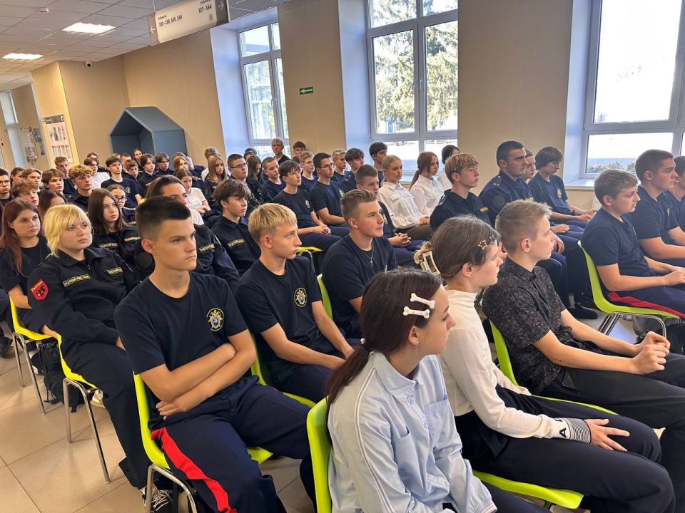 Конкурс «Связующая нить» презентовали в Луганске Конкурс «Связующая нить» презентовали в Луганске