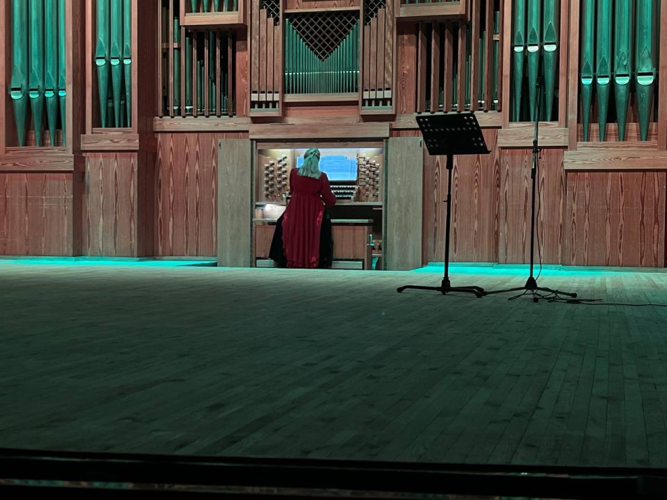 � ��������� ������������� ���������� ������ ��������� �������� ������ � �������� ������� ������������ ��������� ��������� �� ����� ������ �����!