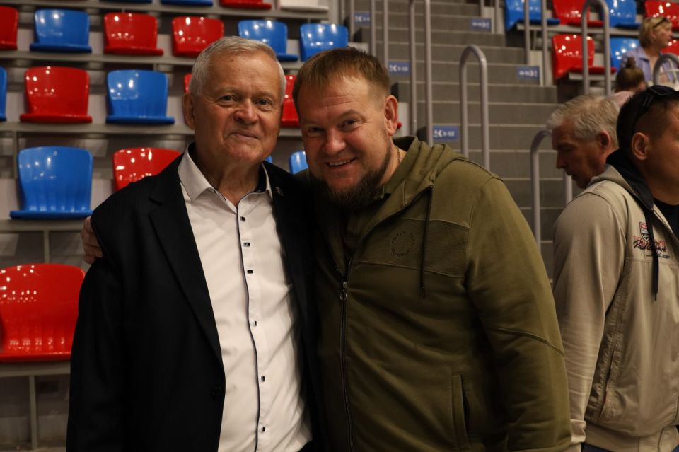 Денис Колесников принял участие в городском фестивале «Территория спорта», приуроченном ко Дню города Денис Колесников принял участие в городском фестивале «Территория спорта», приуроченном ко Дню города