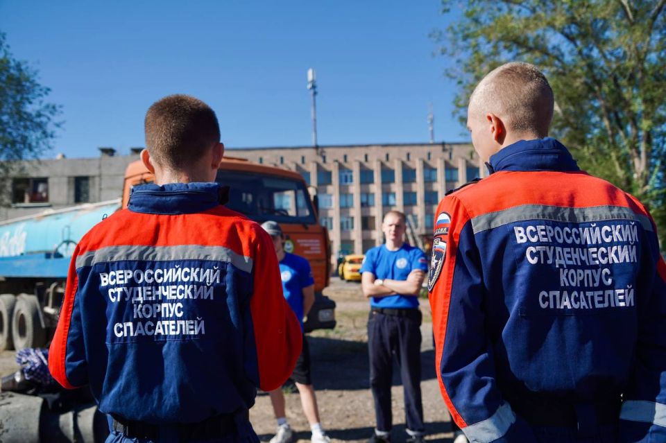 Во Всемирный день оказания первой помощи инструкторы Луганского РО ВСКС провели занятия для активистов ШСО Во Всемирный день оказания первой помощи инструкторы Луганского РО ВСКС провели занятия для активистов ШСО