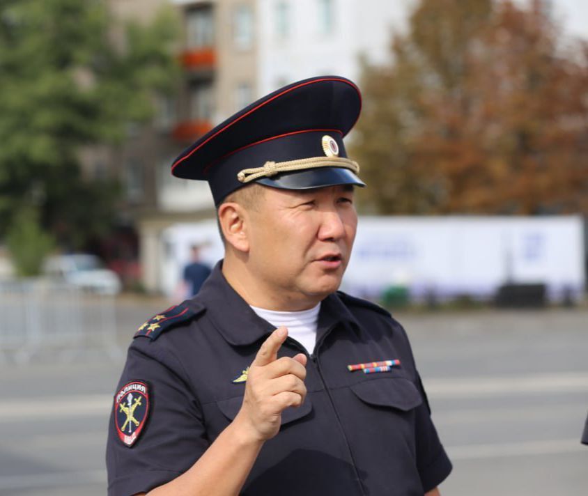 Более 200 стражей правопорядка обеспечили безопасность граждан в ходе праздничного концерта по случаю 230-летия Луганска