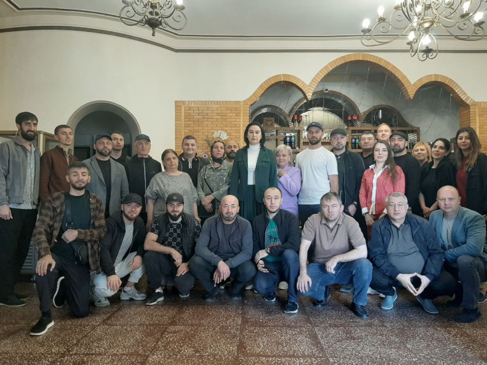 Гости из Дагестана посетили Луганск в День города Гости из Дагестана посетили Луганск в День города
