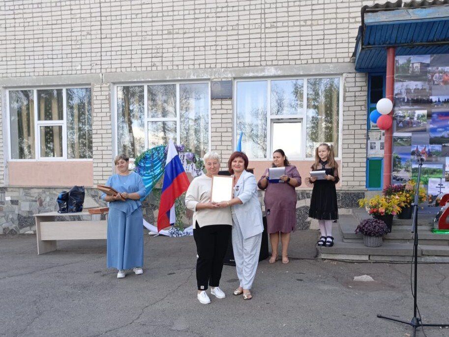 Село Орехово, славящееся своими дружными активными людьми, безгранично любящими свою малую Родину, отметило свой 235-летний юбилей Село Орехово, славящееся своими дружными активными людьми, безгранично любящими свою малую Родину, отметило свой 235-летний юбилей